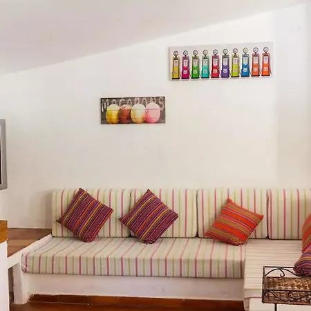 House With 4 Bedrooms In With Pool Access Enclosed Garden Apartment Albufeira
