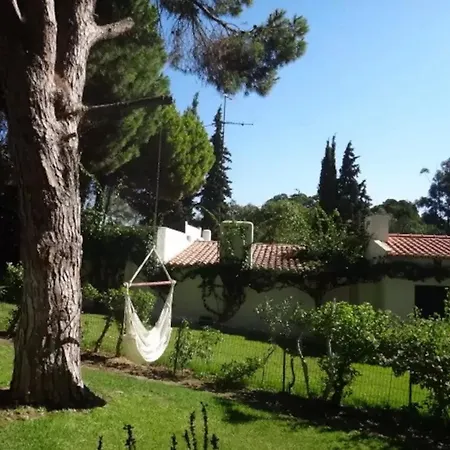 House With 4 Bedrooms In With Pool Access Enclosed Garden *